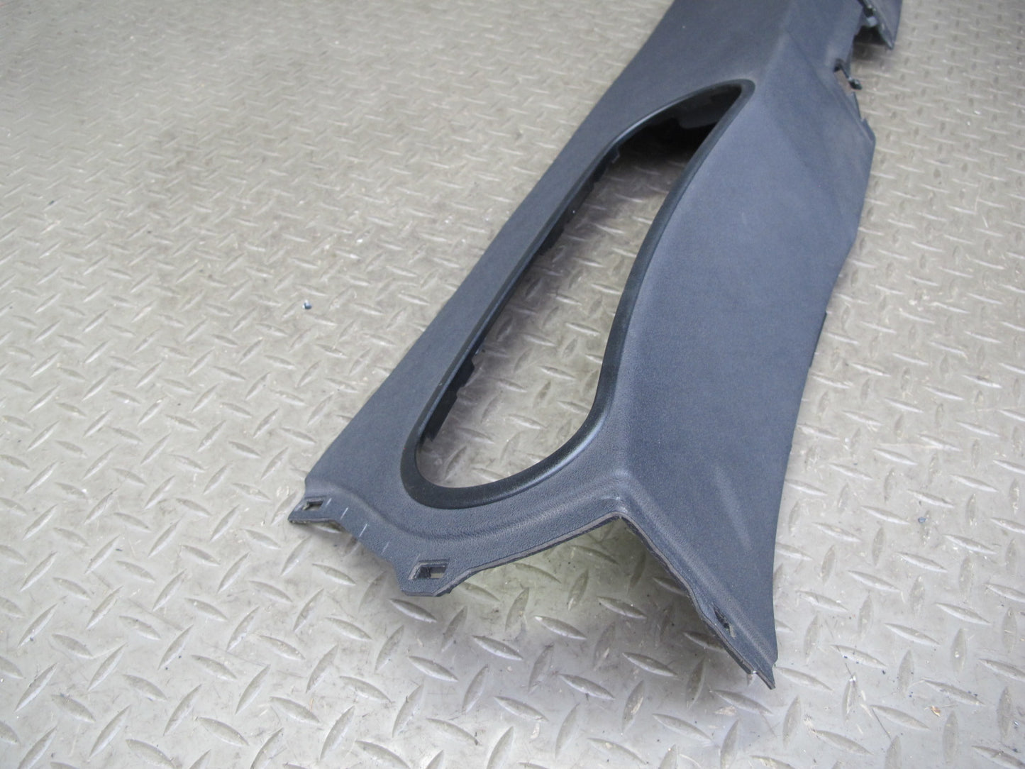 05-11 Mercedes R171 Slk-class Rear Roll Bar Trim Cover Panel 1716901125 OEM