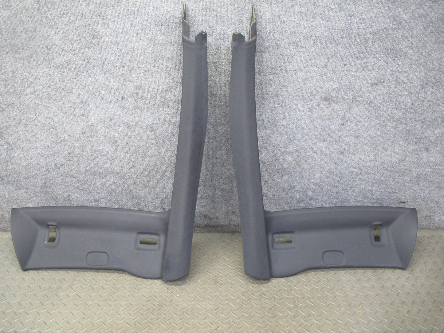 05-11 Mercedes R171 Slk-class Set of 2 Front Interior A Pillar Trim Panel OEM
