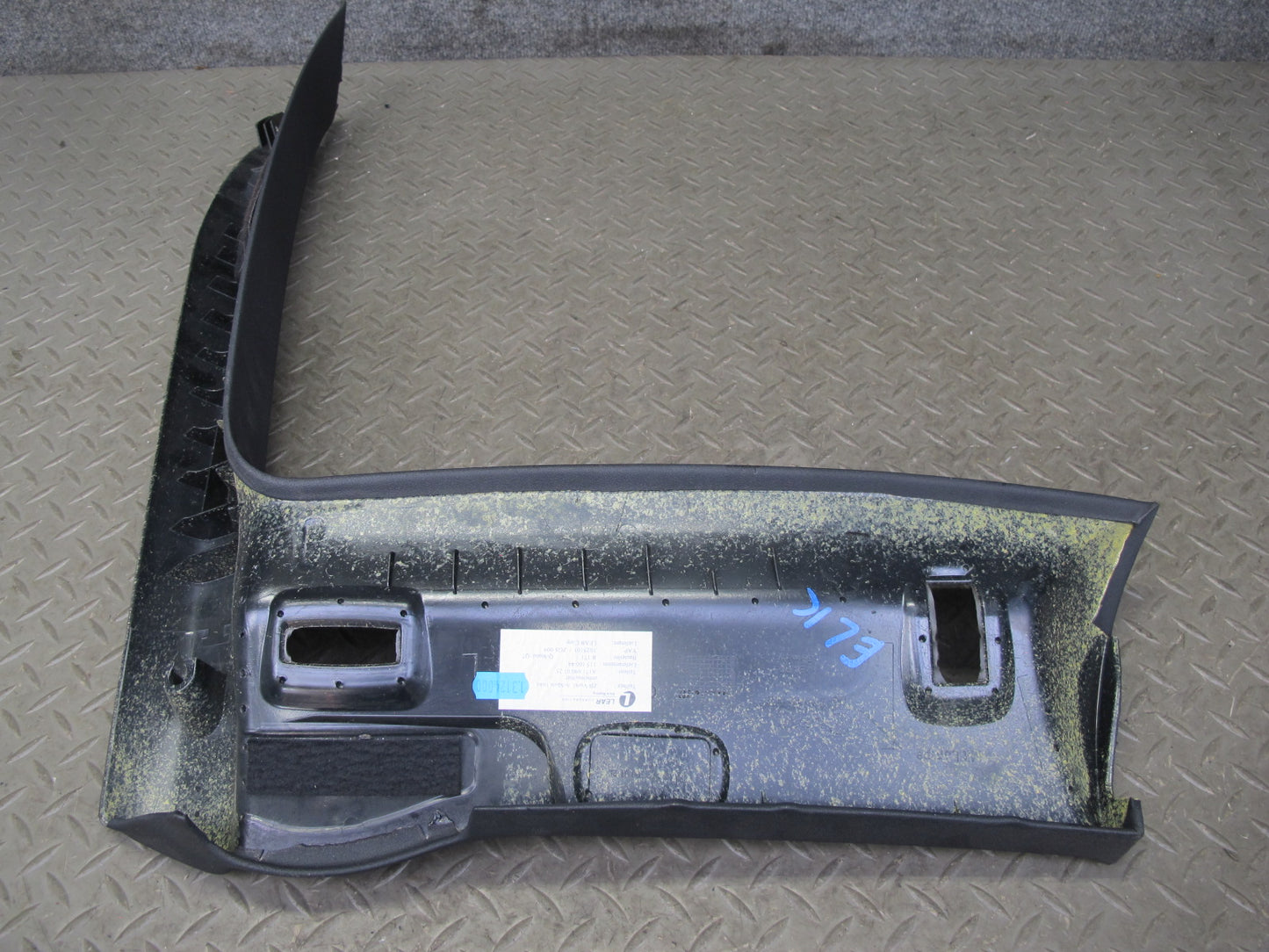 05-11 Mercedes R171 Slk-class Set of 2 Front Interior A Pillar Trim Panel OEM