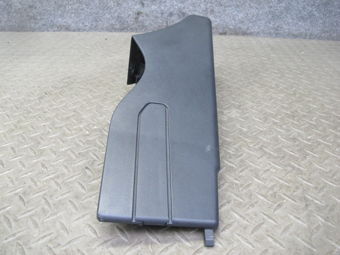 05-11 Mercedes R171 SLK Set of 2 Rear Left & Right Seat Belt Trim Panel OEM