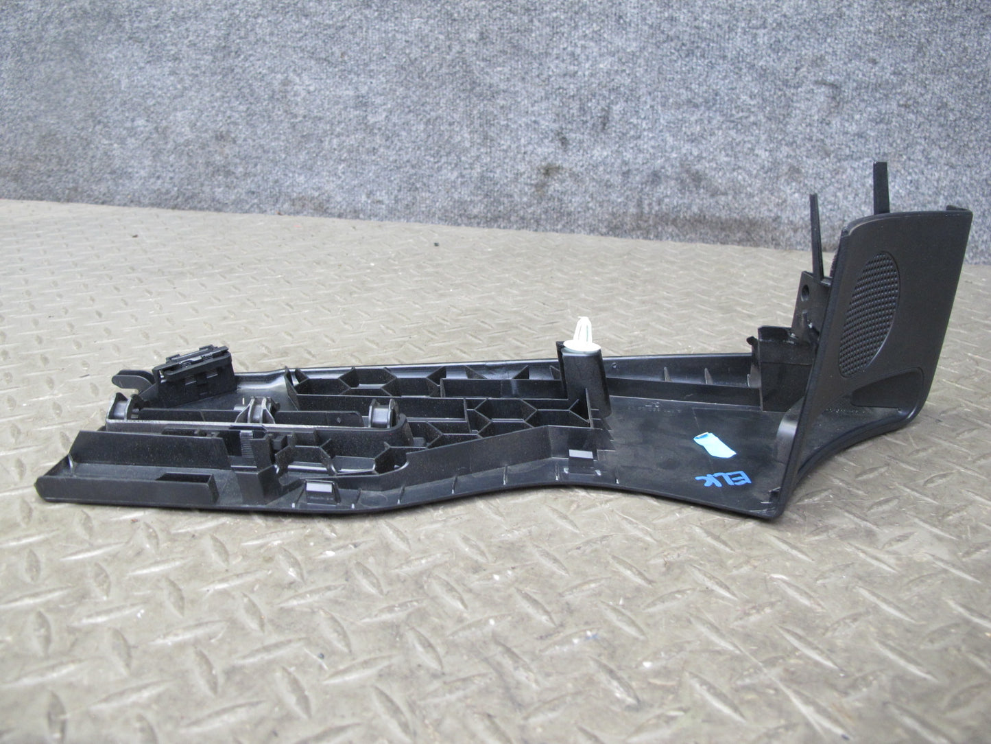 05-11 Mercedes R171 SLK Set of 2 Rear Left & Right Seat Belt Trim Panel OEM