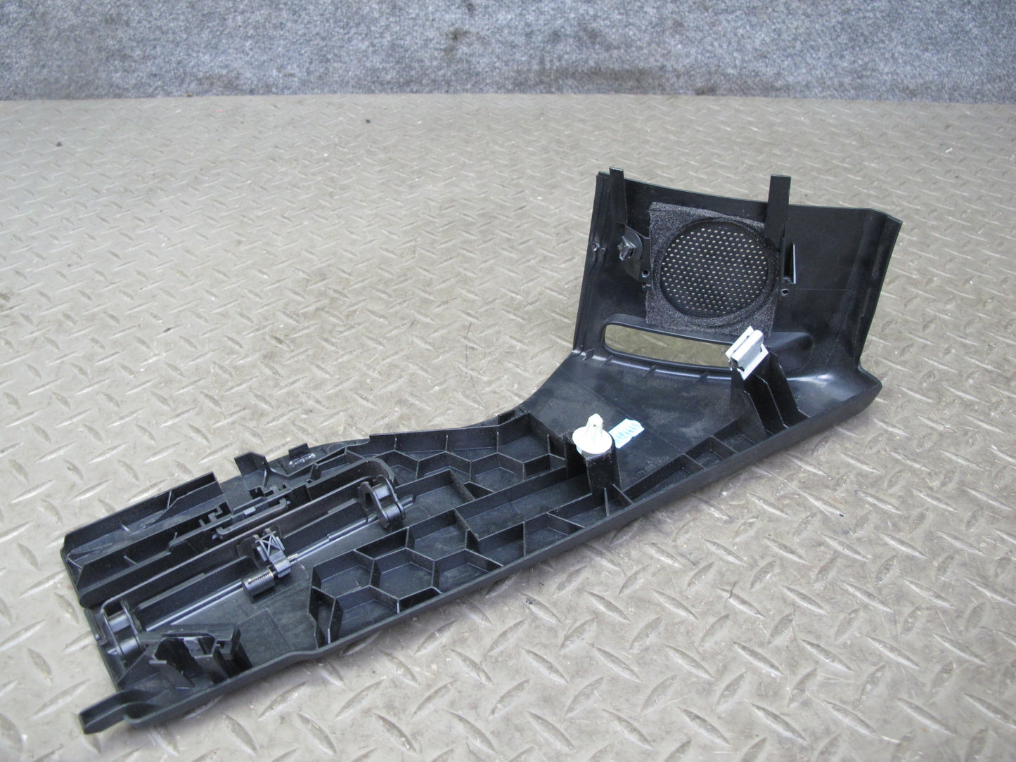 05-11 Mercedes R171 SLK Set of 2 Rear Left & Right Seat Belt Trim Panel OEM