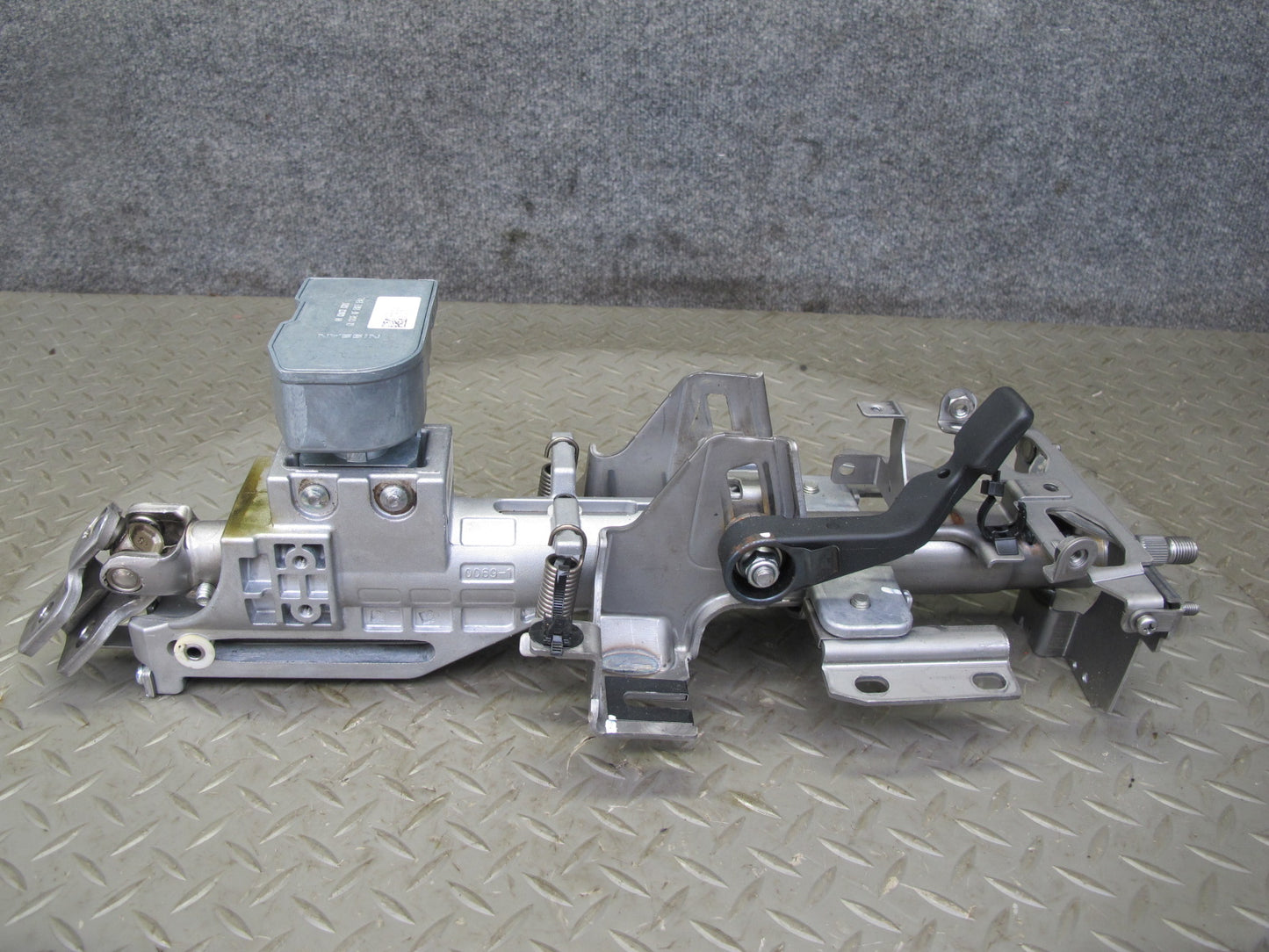 09-12 Nissan Z34 370Z Steering Column Assembly w Lock Actuator OEM