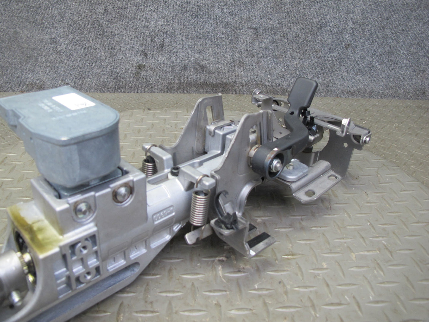 09-12 Nissan Z34 370Z Steering Column Assembly w Lock Actuator OEM