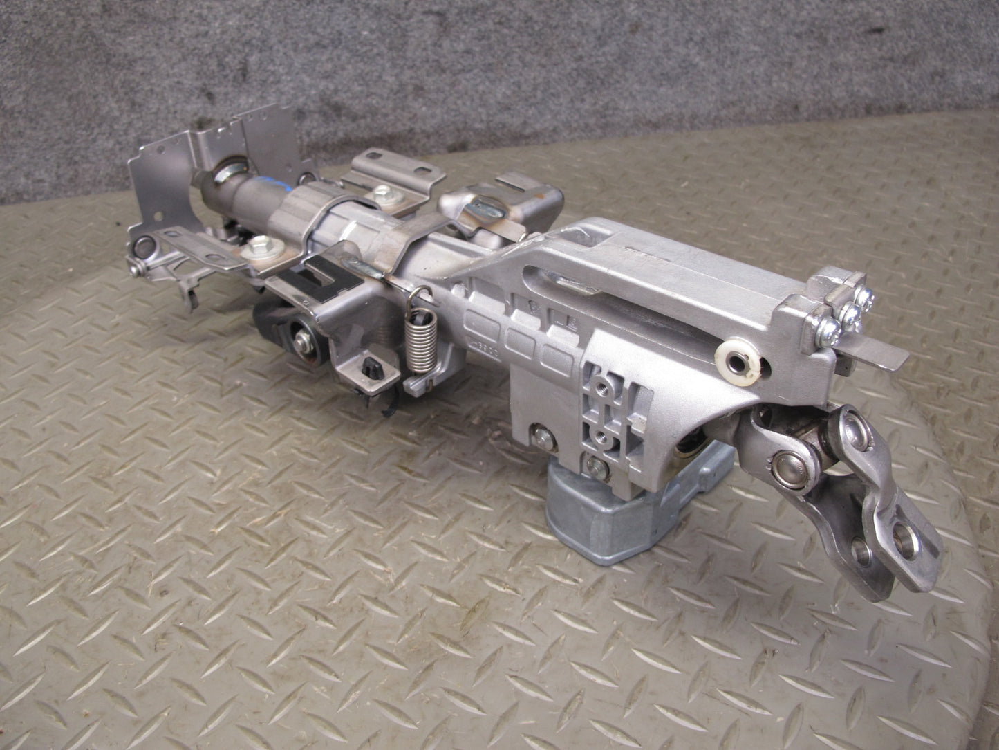 09-12 Nissan Z34 370Z Steering Column Assembly w Lock Actuator OEM