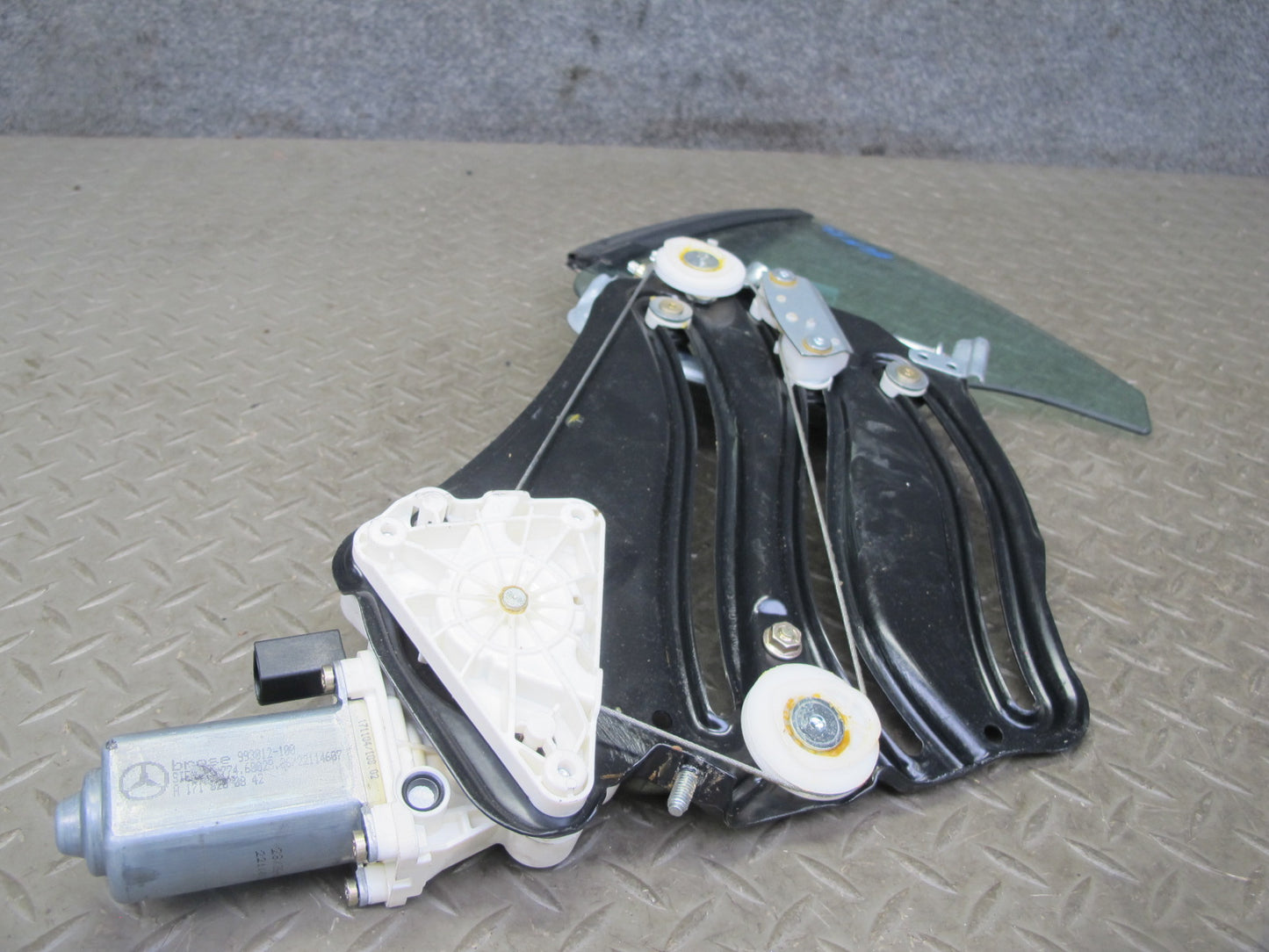 05-11 Mercedes R171 SLK Rear Left Quarter Glass Window w Regulator Motor OEM