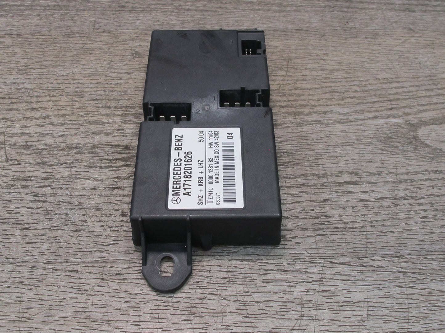 05-11 Mercedes R171 Slk-class Heated Seat Control Module 1718201626 OEM
