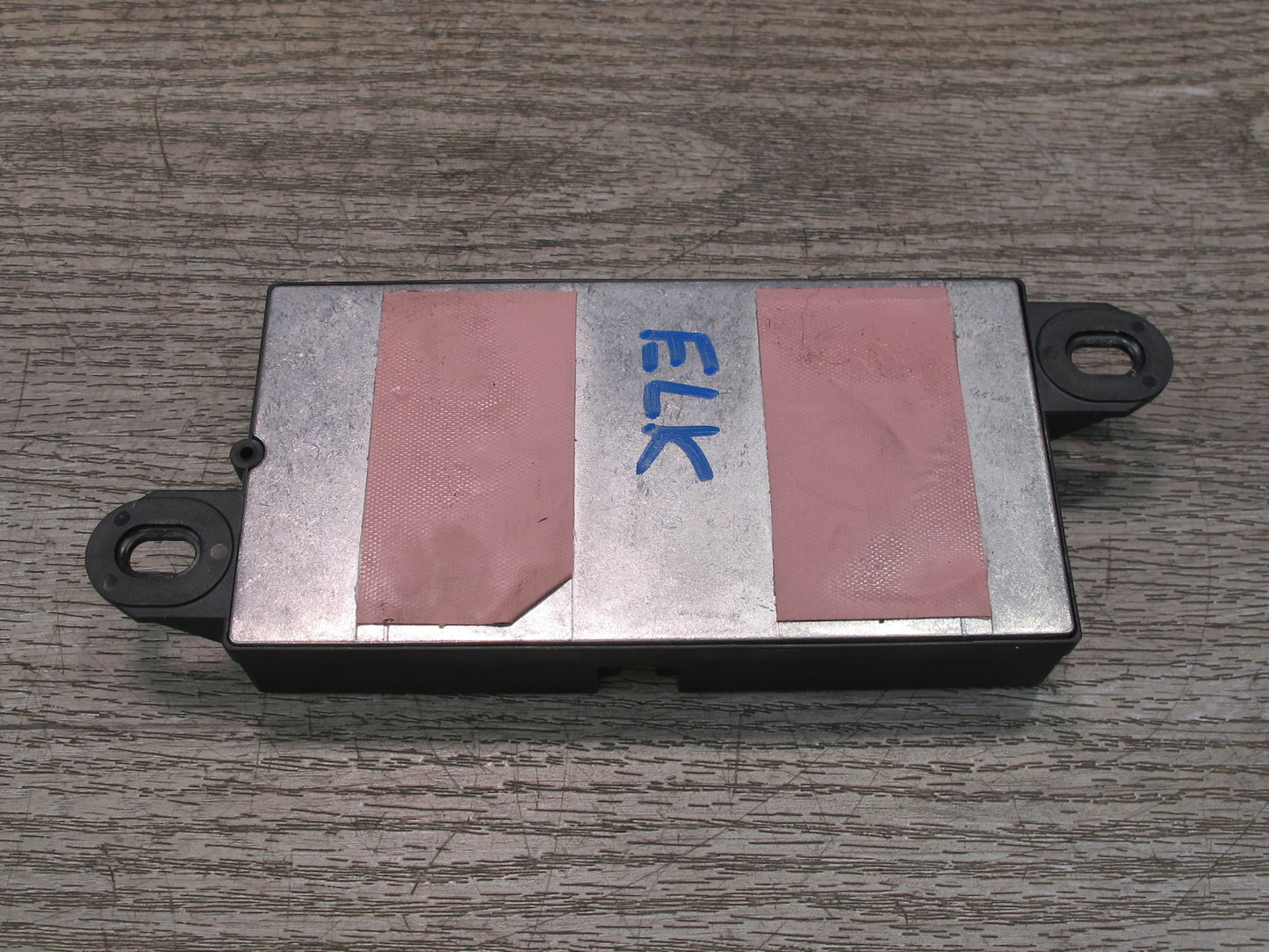 05-11 Mercedes R171 Slk-class Heated Seat Control Module 1718201626 OEM