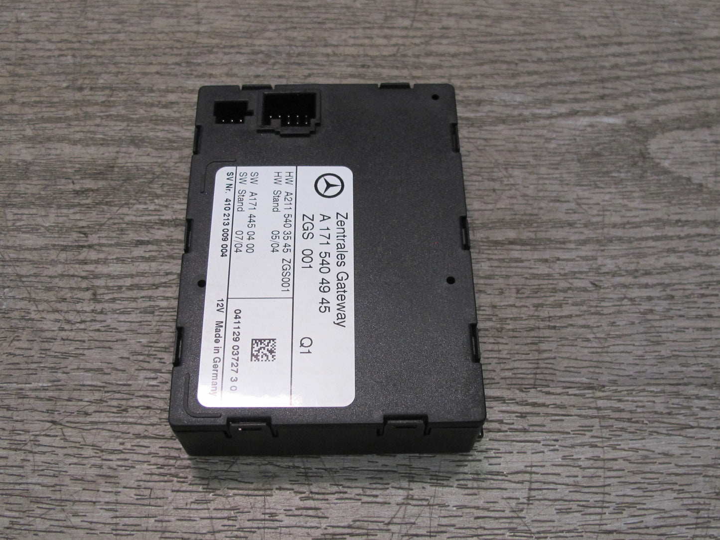 05-11 Mercedes R171 Slk-class Central Gateway Control Module 1715404945 OEM