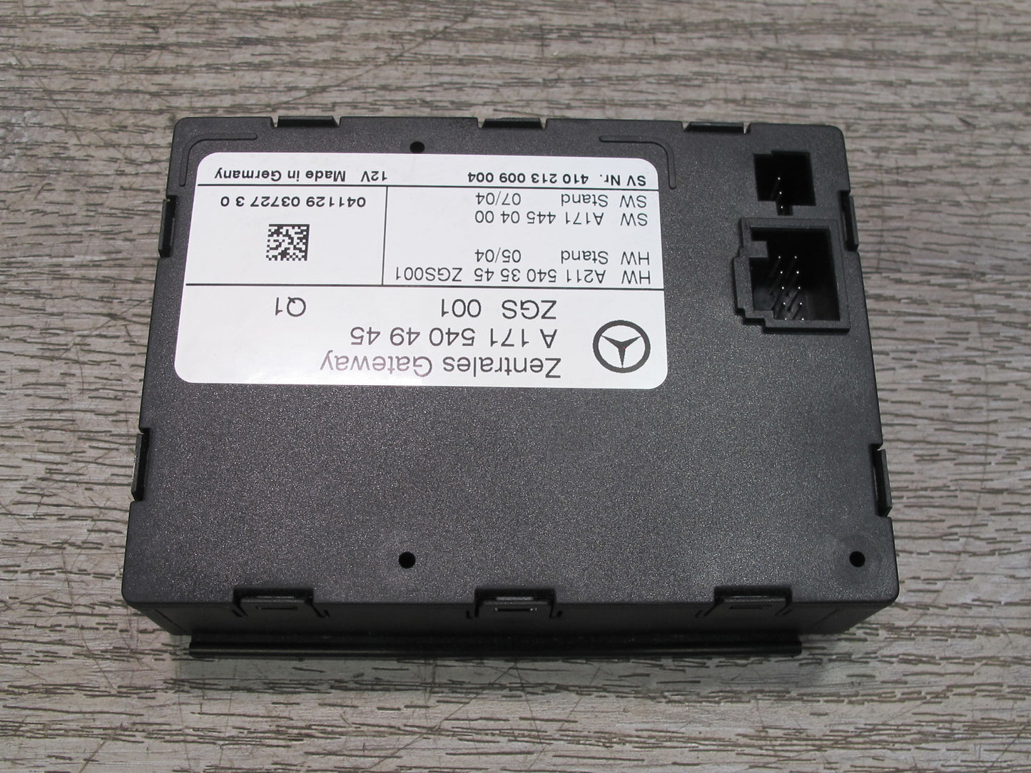 05-11 Mercedes R171 Slk-class Central Gateway Control Module 1715404945 OEM