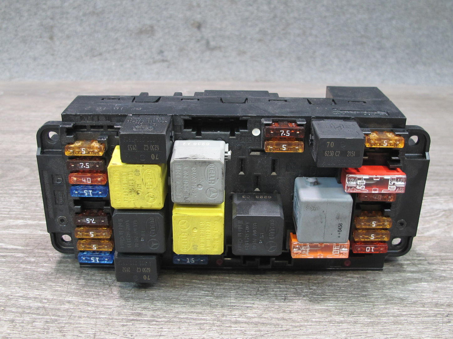 05-11 Mercedes R171 Slk-class Front SAM Fuse Relay Box Module 1715451601 OEM