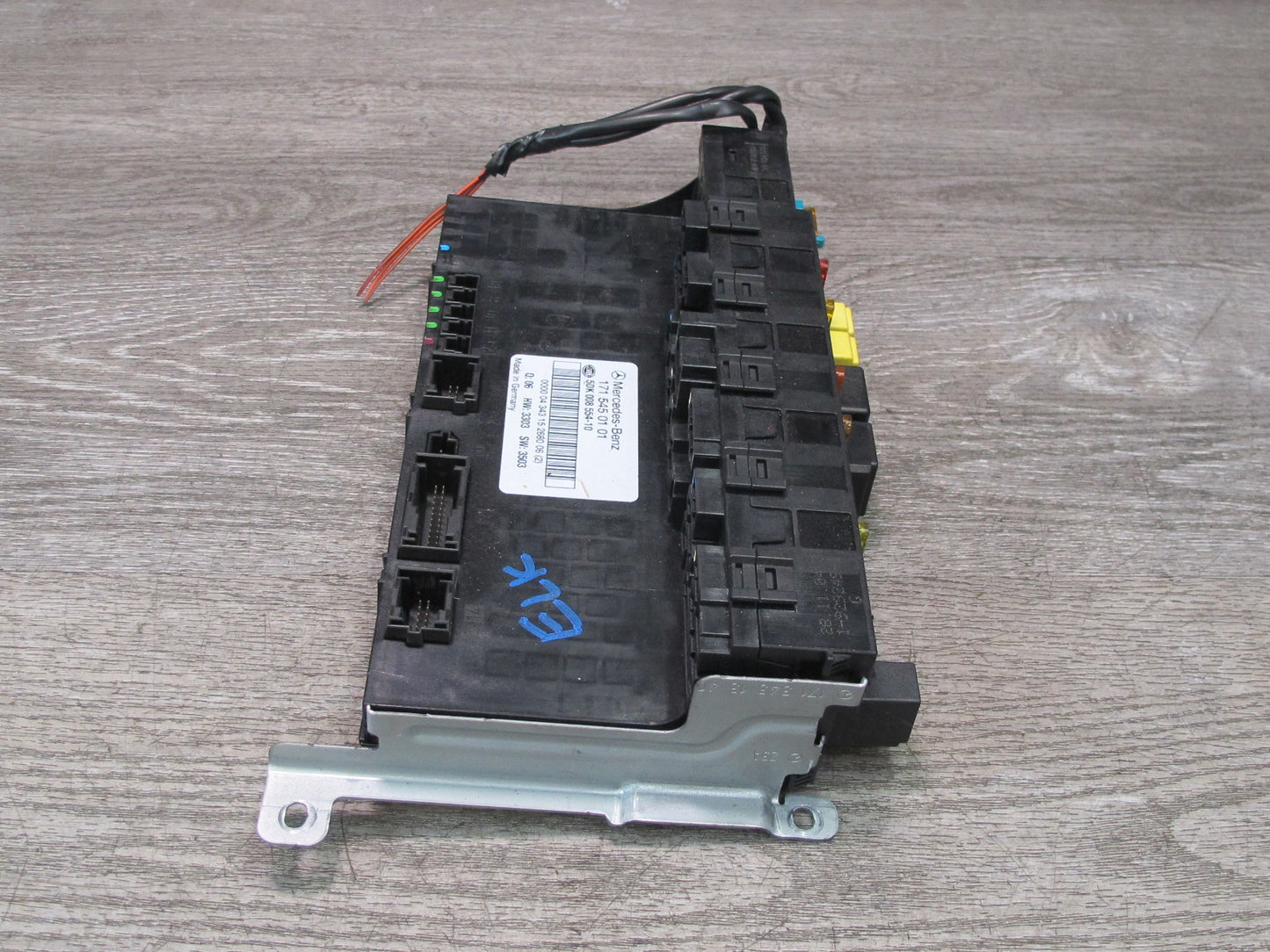 05-11 Mercedes R171 Slk-class Rear SAM Fuse Relay Box Module 1715450101 OEM