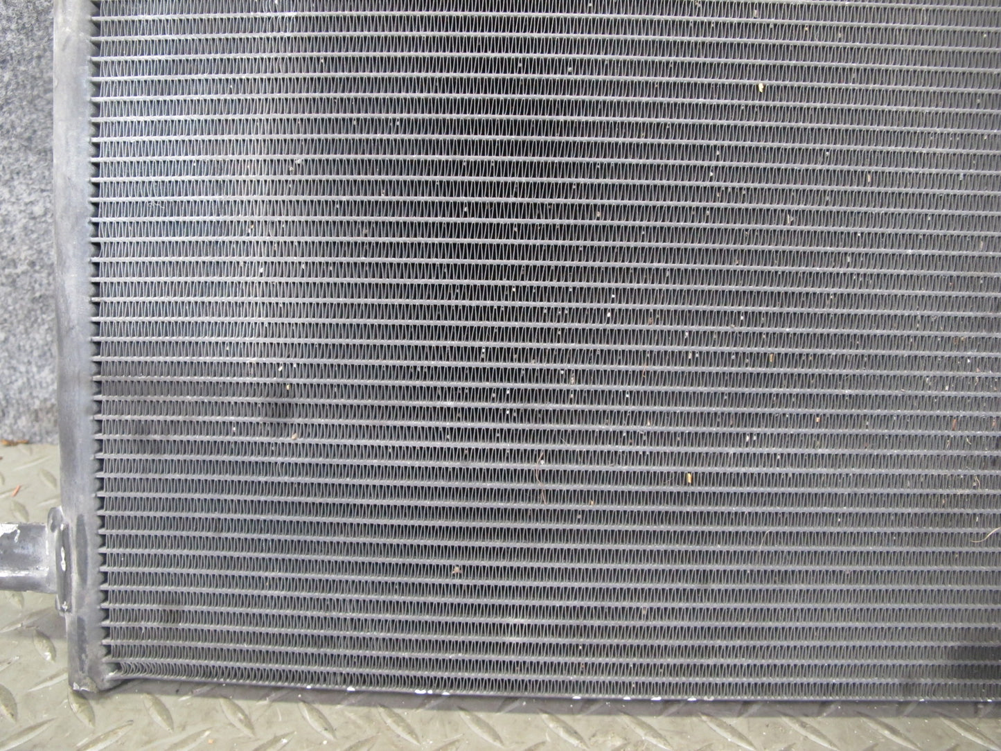 2017-2020 Maserati Levante M161 A/C Air Conditioning Condenser 670009820