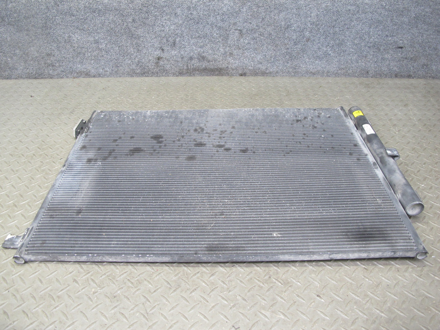 2017-2020 Maserati Levante M161 A/C Air Conditioning Condenser 670009820