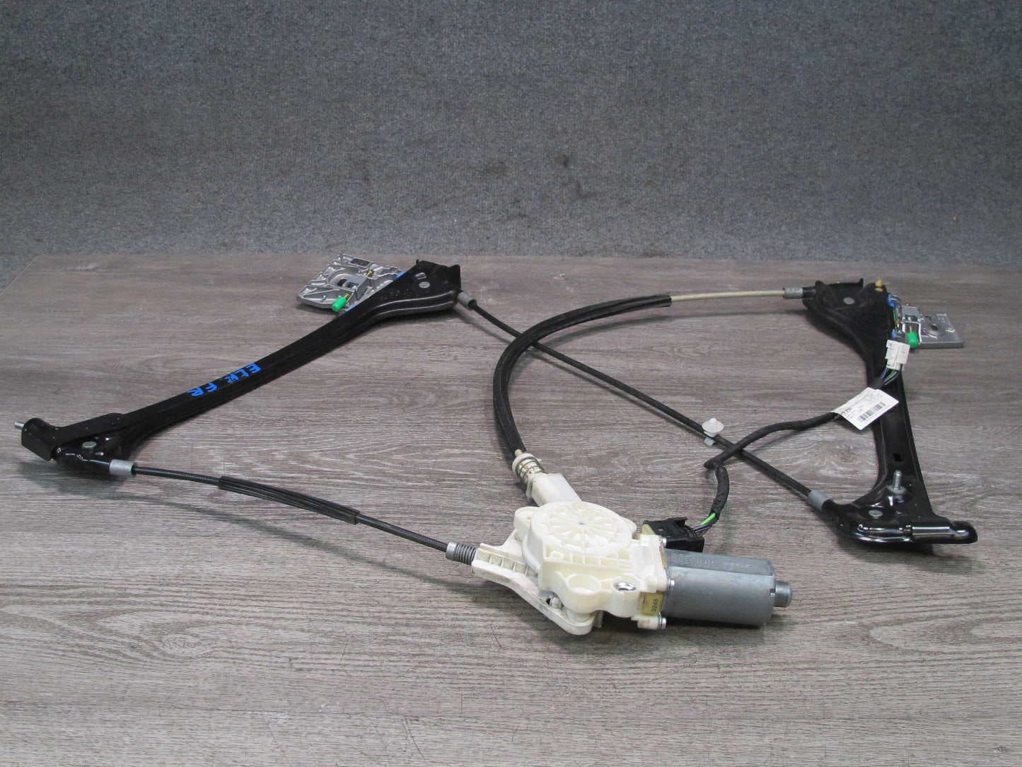 05-11 Mercedes R171 Slk-class Right Door Window Regulator w Motor 1717200446 OEM