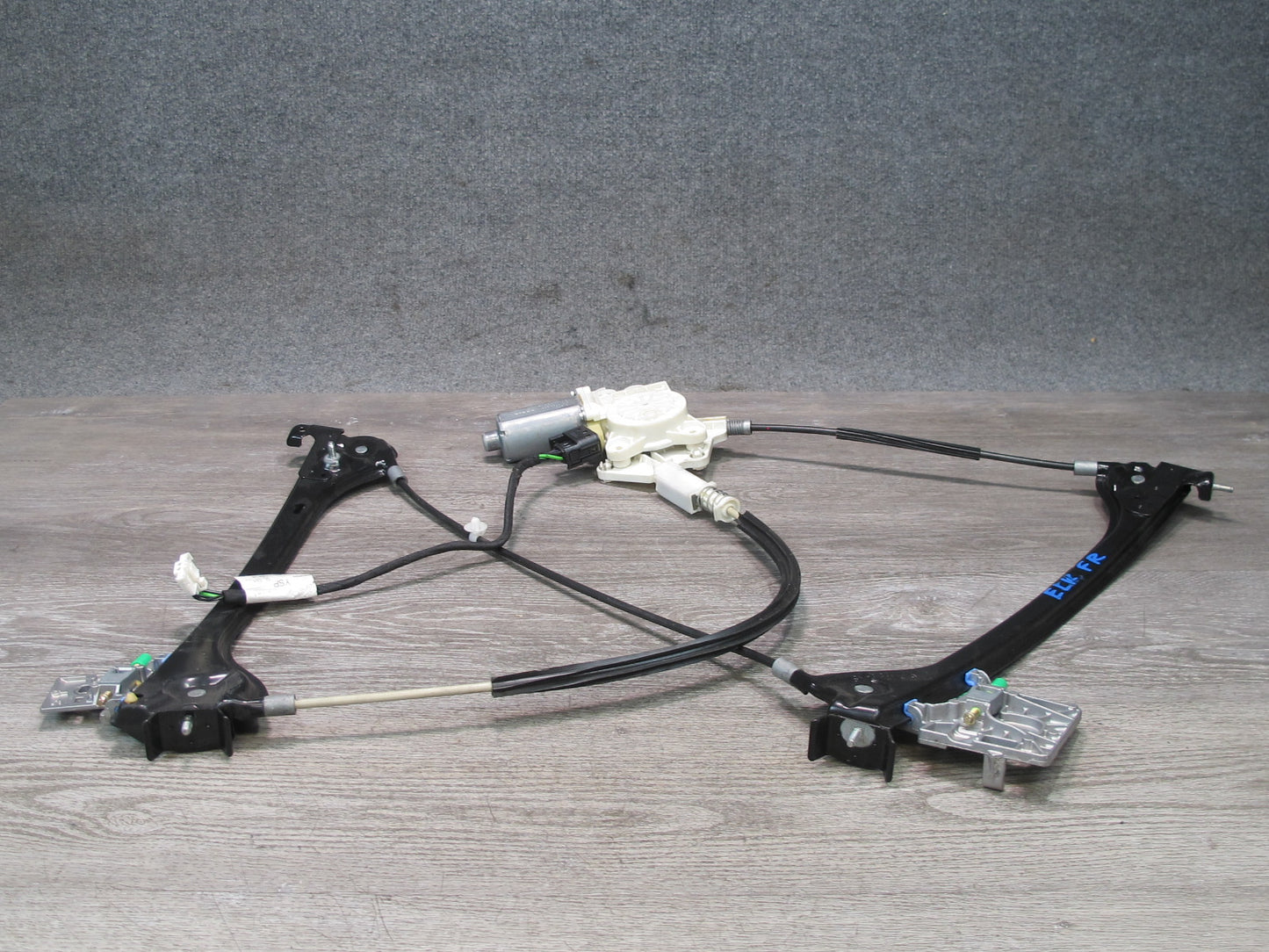 05-11 Mercedes R171 Slk-class Right Door Window Regulator w Motor 1717200446 OEM
