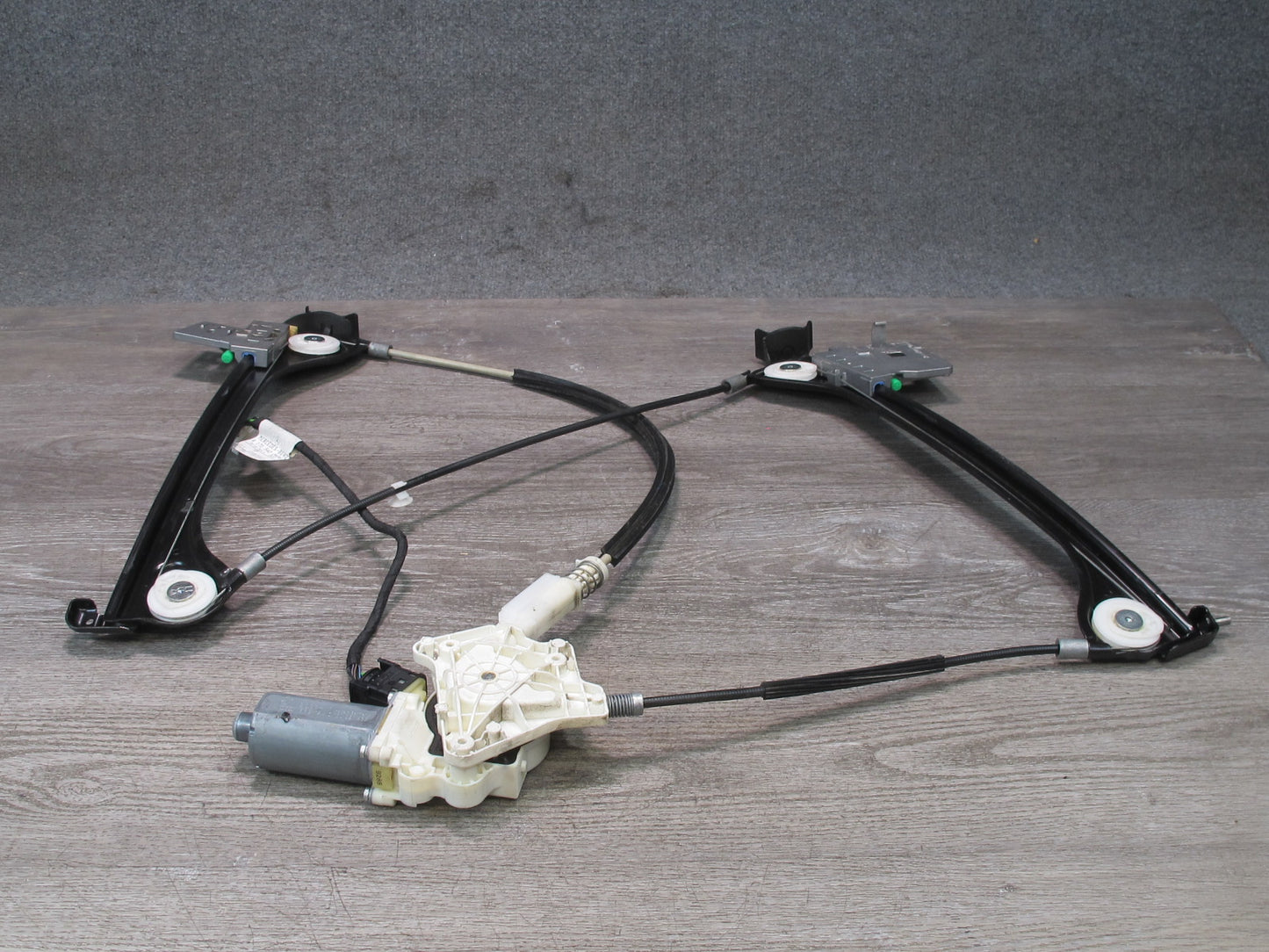 05-11 Mercedes R171 Slk-class Right Door Window Regulator w Motor 1717200446 OEM