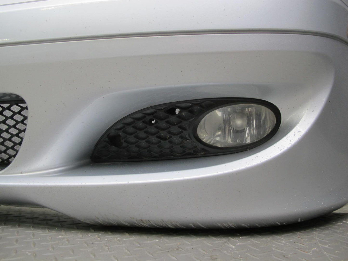 05-08 Mercedes R171 Slk-class Front Bumper Cover w Grilles & Fog Lights OEM