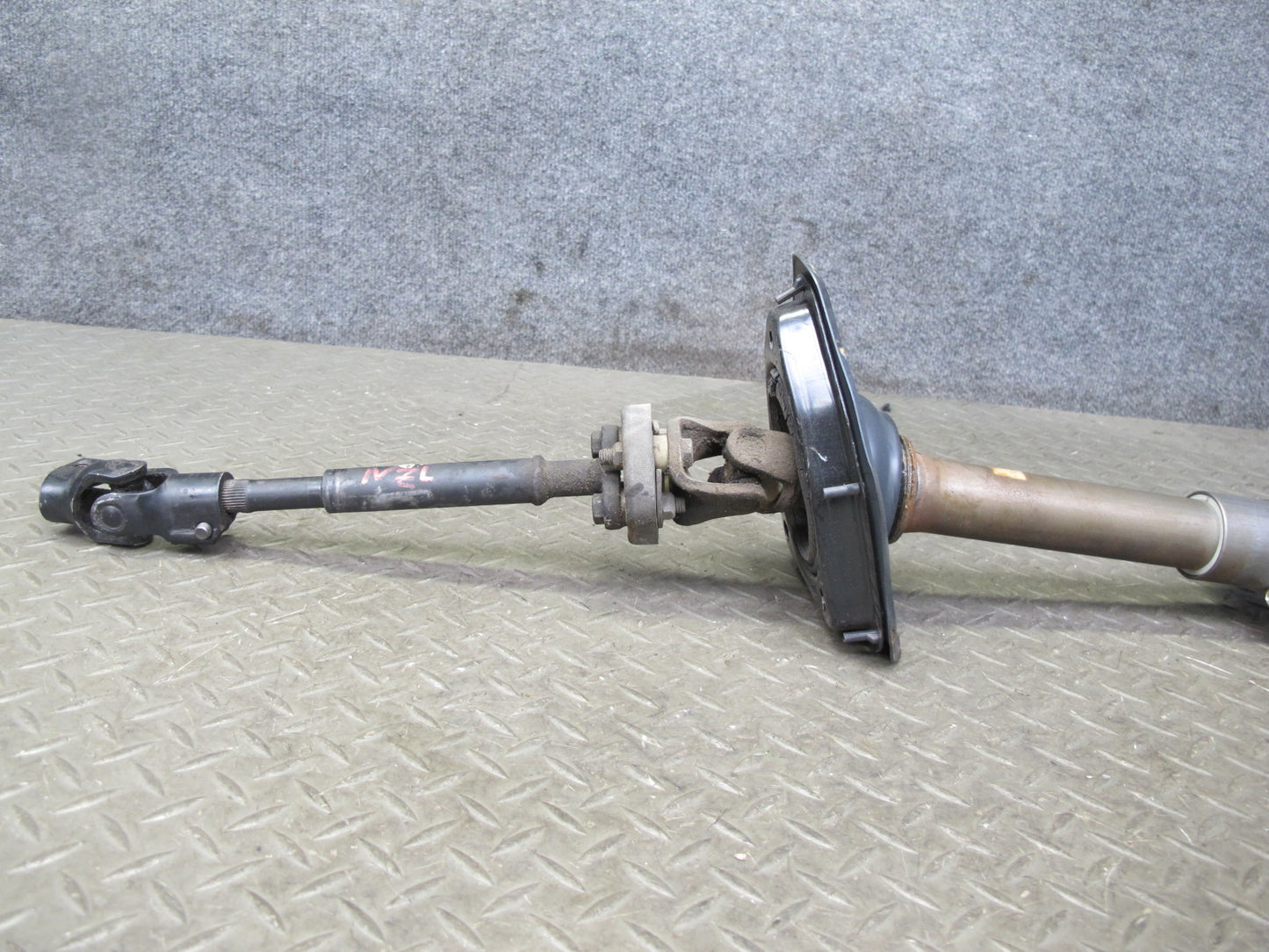 90-91 Nissan 300ZX Z32 Turbo Steering Column Shaft Assembly OEM