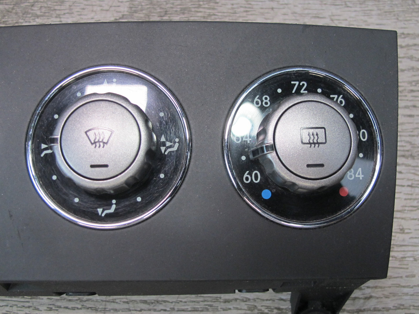 05-08 Mercedes R171 Slk-class A/C Heater Climate Control Switch 1718300585 OEM