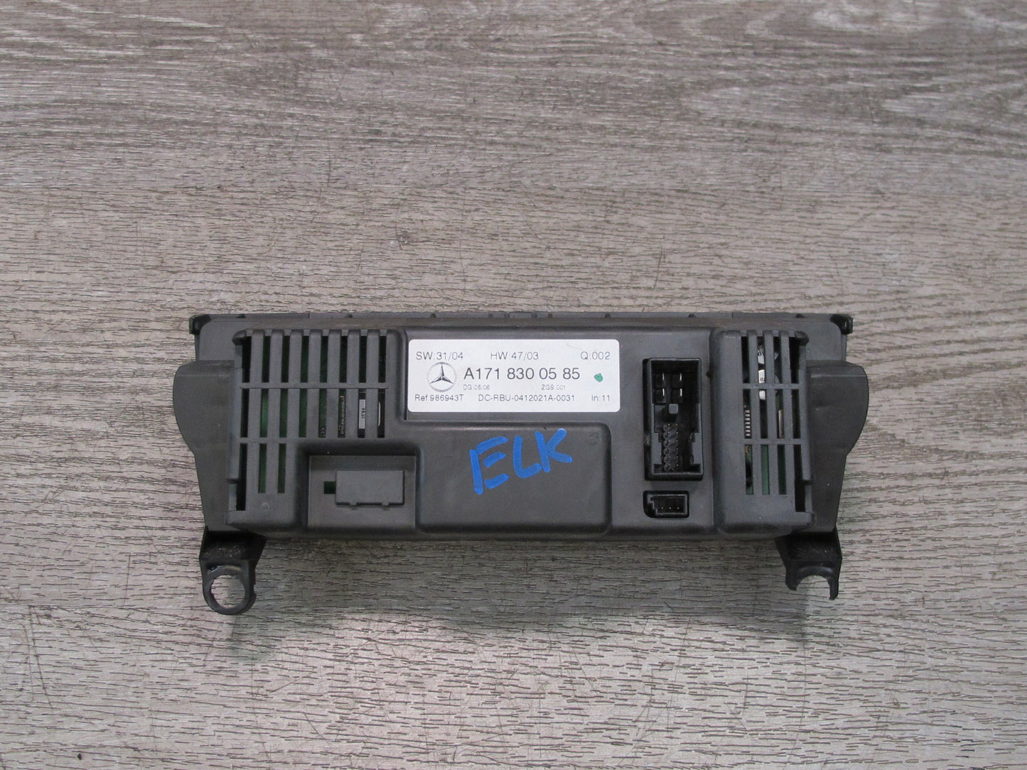 05-08 Mercedes R171 Slk-class A/C Heater Climate Control Switch 1718300585 OEM