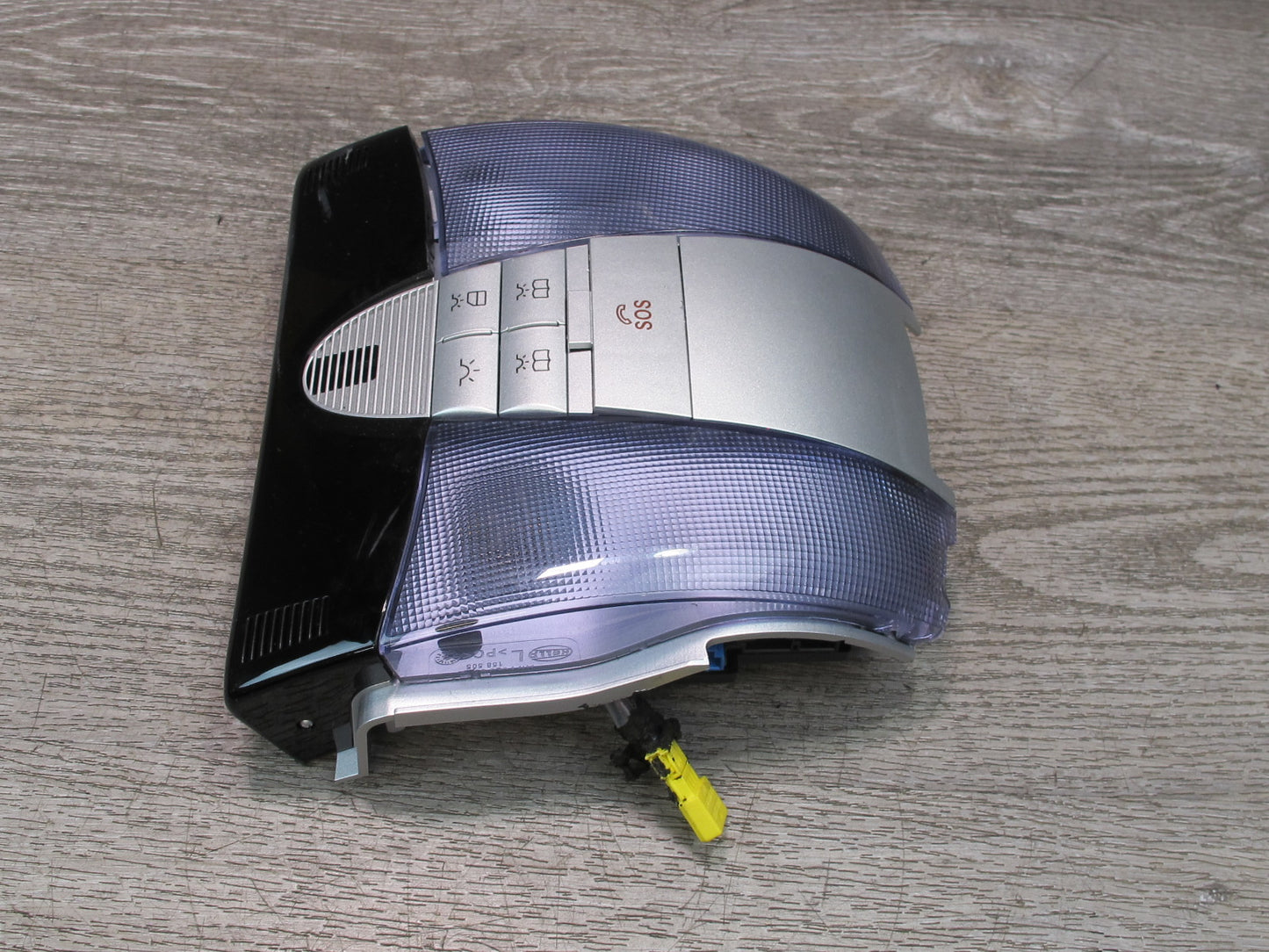 05-11 Mercedes R171 Slk-class Overhead Console Dome Reading Light 1718250057 OEM