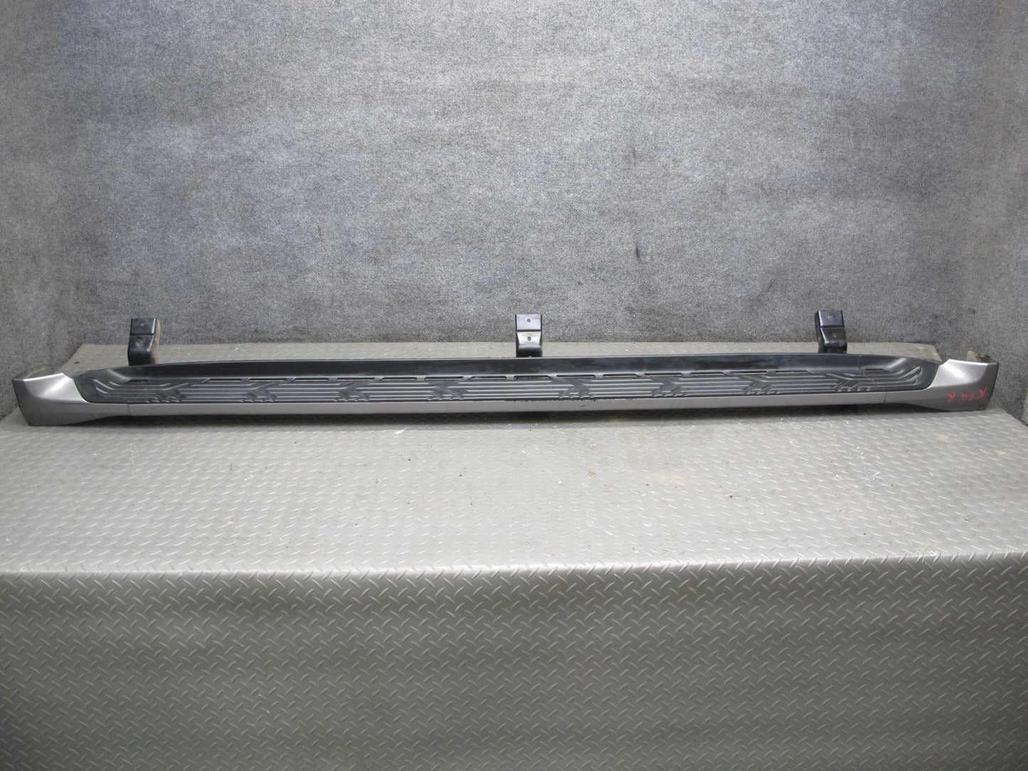 2011-2017 Infiniti QX80 QX56 Right Passenger Side Running Board Step Plate