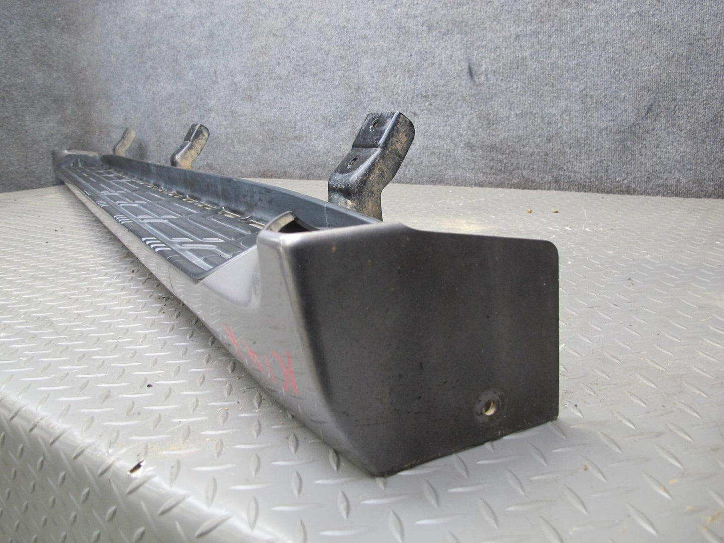 2011-2017 Infiniti QX80 QX56 Right Passenger Side Running Board Step Plate