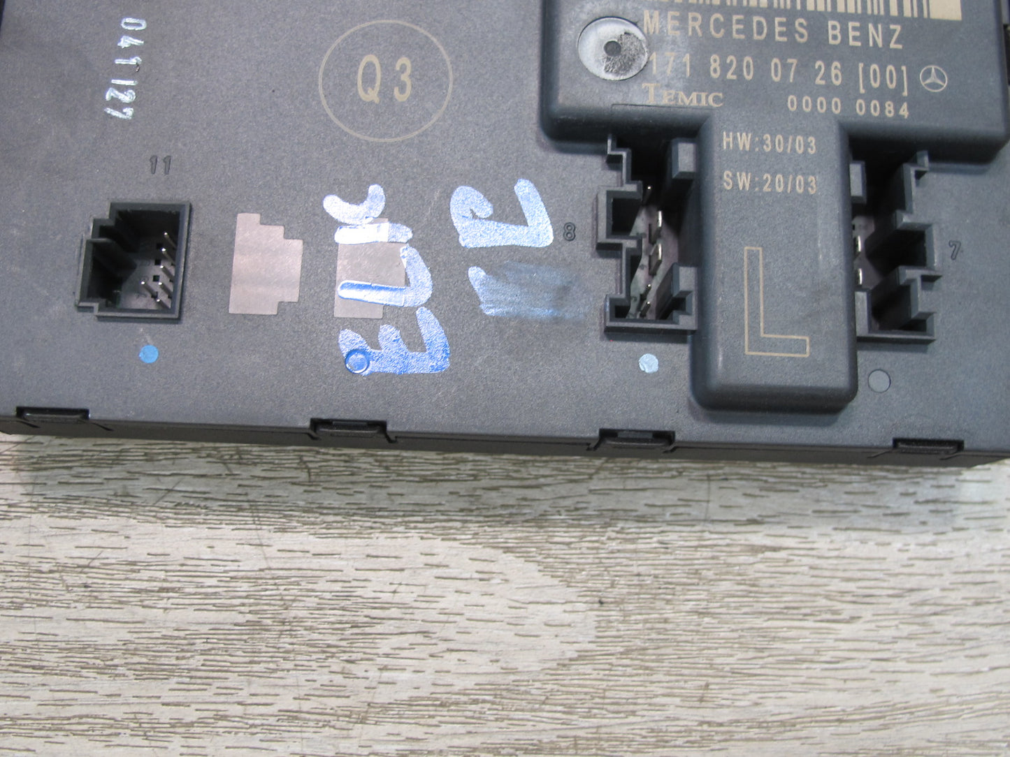 05-08 Mercedes R171 Slk-class Left Door Control Module 1718200726 OEM