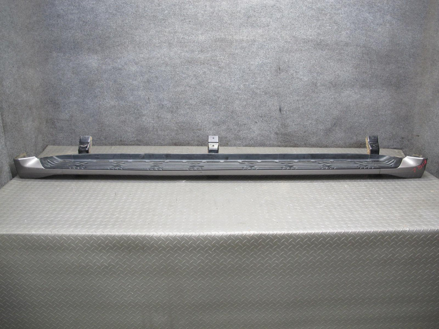 2011-2017 Infiniti QX80 QX56 Left Driver Side Running Board Step Plate