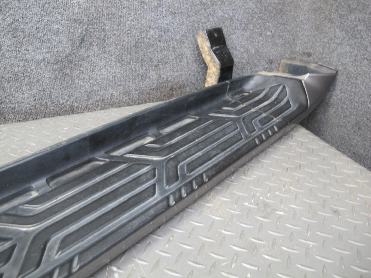 2011-2017 Infiniti QX80 QX56 Left Driver Side Running Board Step Plate