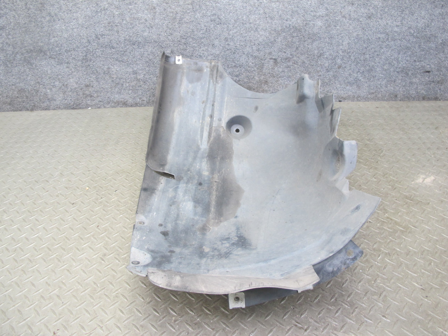 05-11 Mercedes R171 Slk-class Front Left Wheel Arch Splash Shield Guard OEM