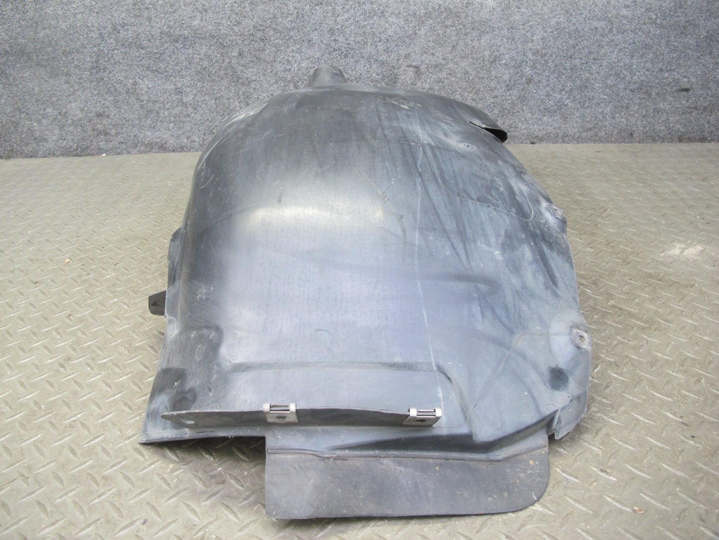 05-11 Mercedes R171 Slk-class Front Left Wheel Arch Splash Shield Guard OEM