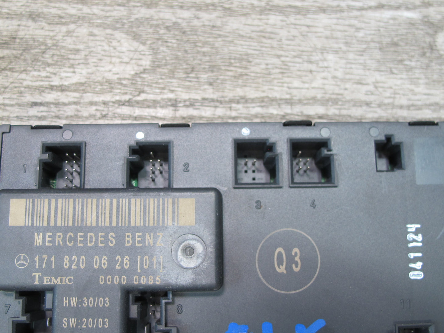 05-11 Mercedes R171 Slk-class Right Door Control Module 1718200626 OEM