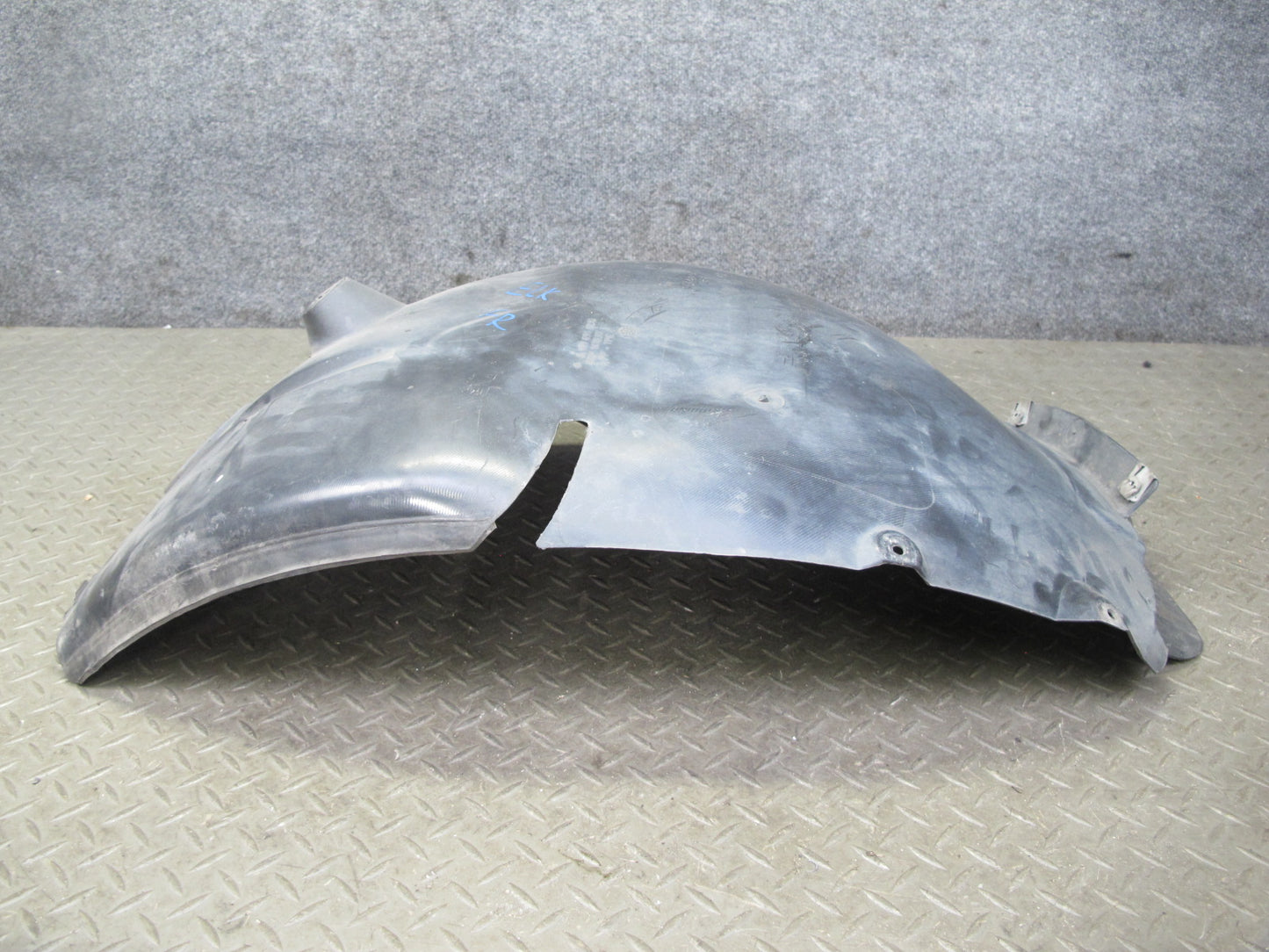 05-11 Mercedes R171 Slk-class Front Right Wheel Arch Splash Shield Guard OEM