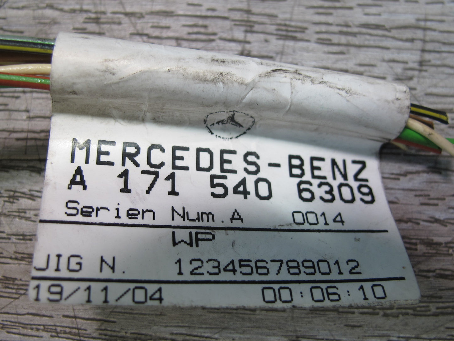 05-11 Mercedes R171 Slk-class Diagnostic OBD Plug Port 1715406309 OEM