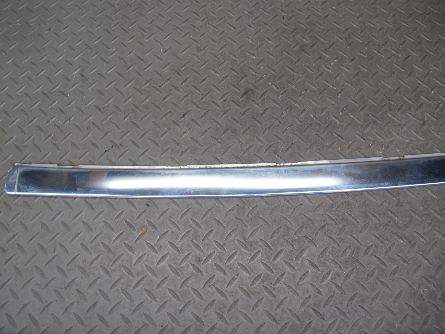 96-99 Mercedes W140 C140 Cl-class Rear Bumper Chrome Trim Panel Molding OEM