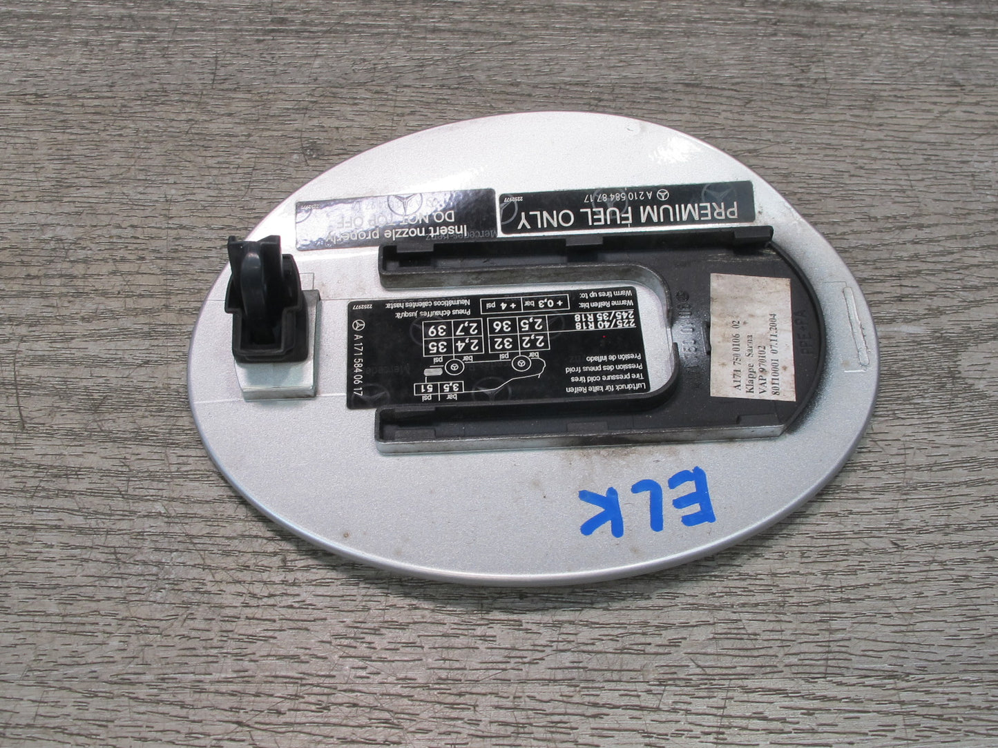 05-11 Mercedes R171 Slk-class Fuel Tank Filler Door Lid Cover OEM