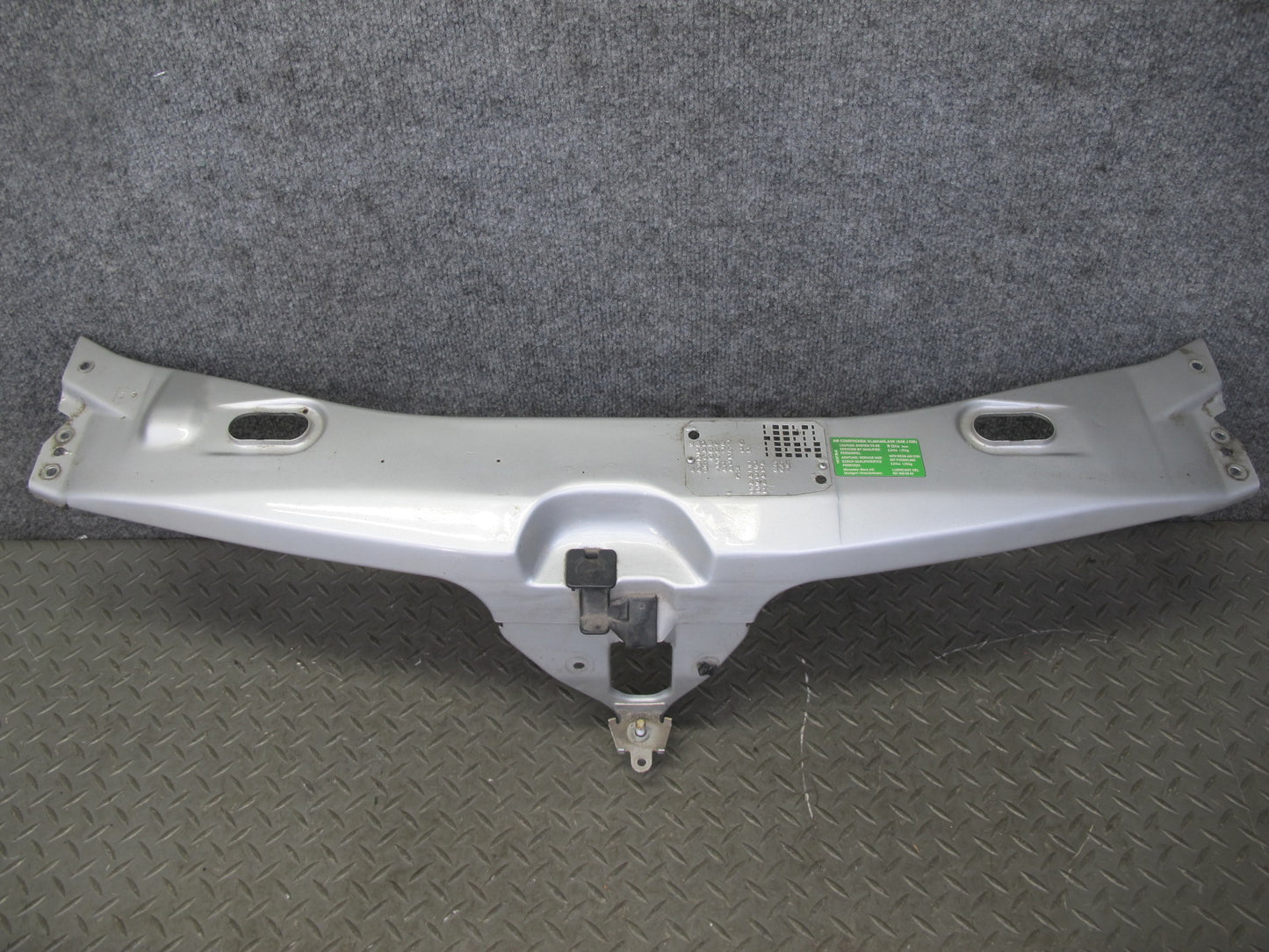 96-99 Mercedes W140 C140 Cl-class Coupe Radiator Upper Tie Bar Support OEM