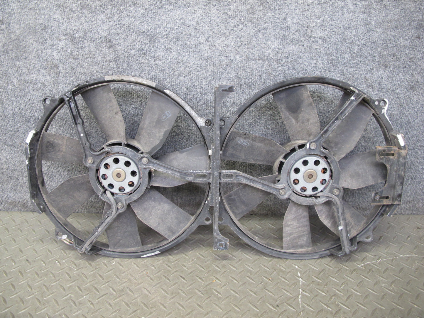 96-99 Mercedes W140 C140 CL600 Set of 2 Engine Radiator Cooling Fan Motor OEM