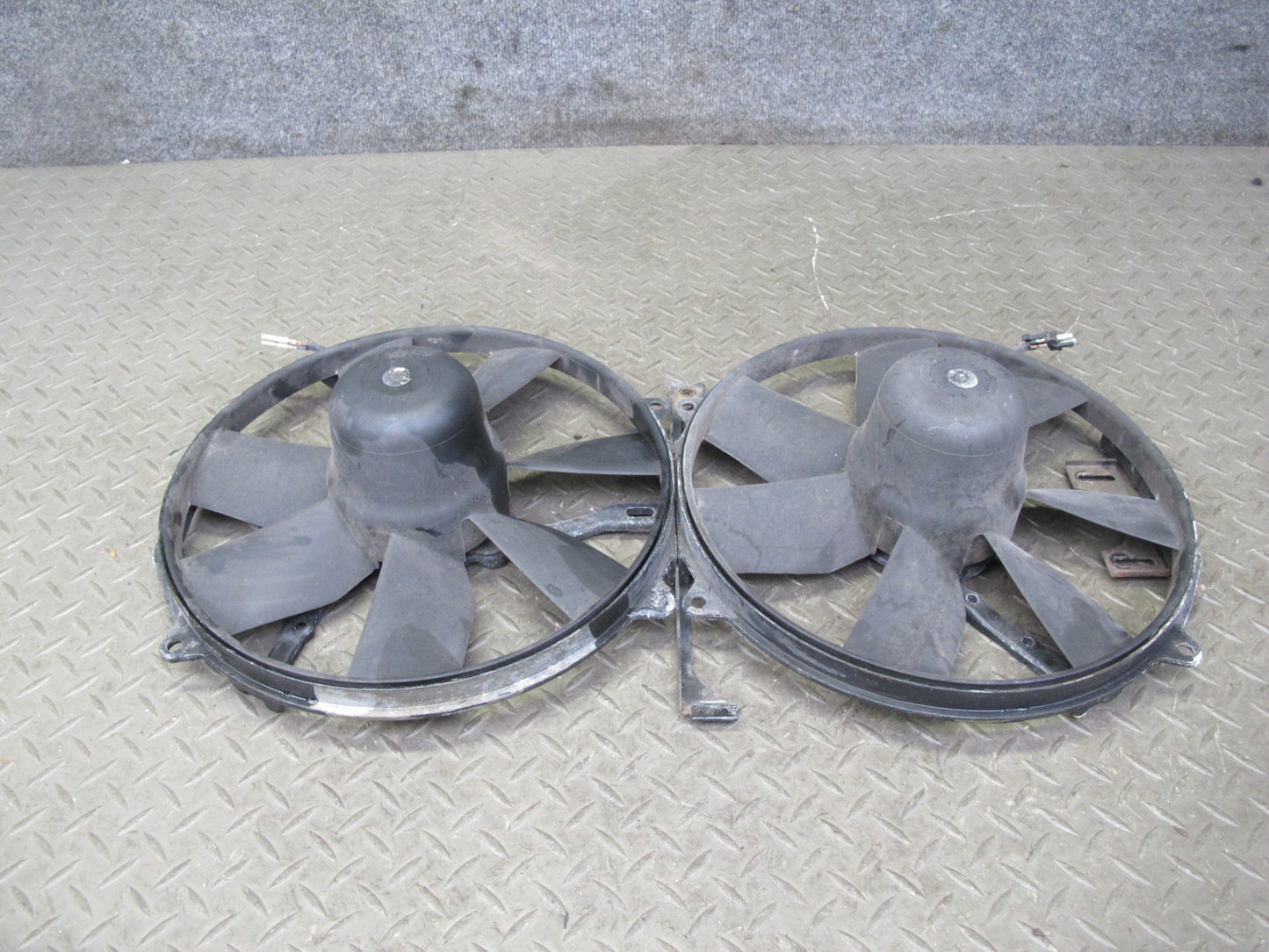 96-99 Mercedes W140 C140 CL600 Set of 2 Engine Radiator Cooling Fan Motor OEM