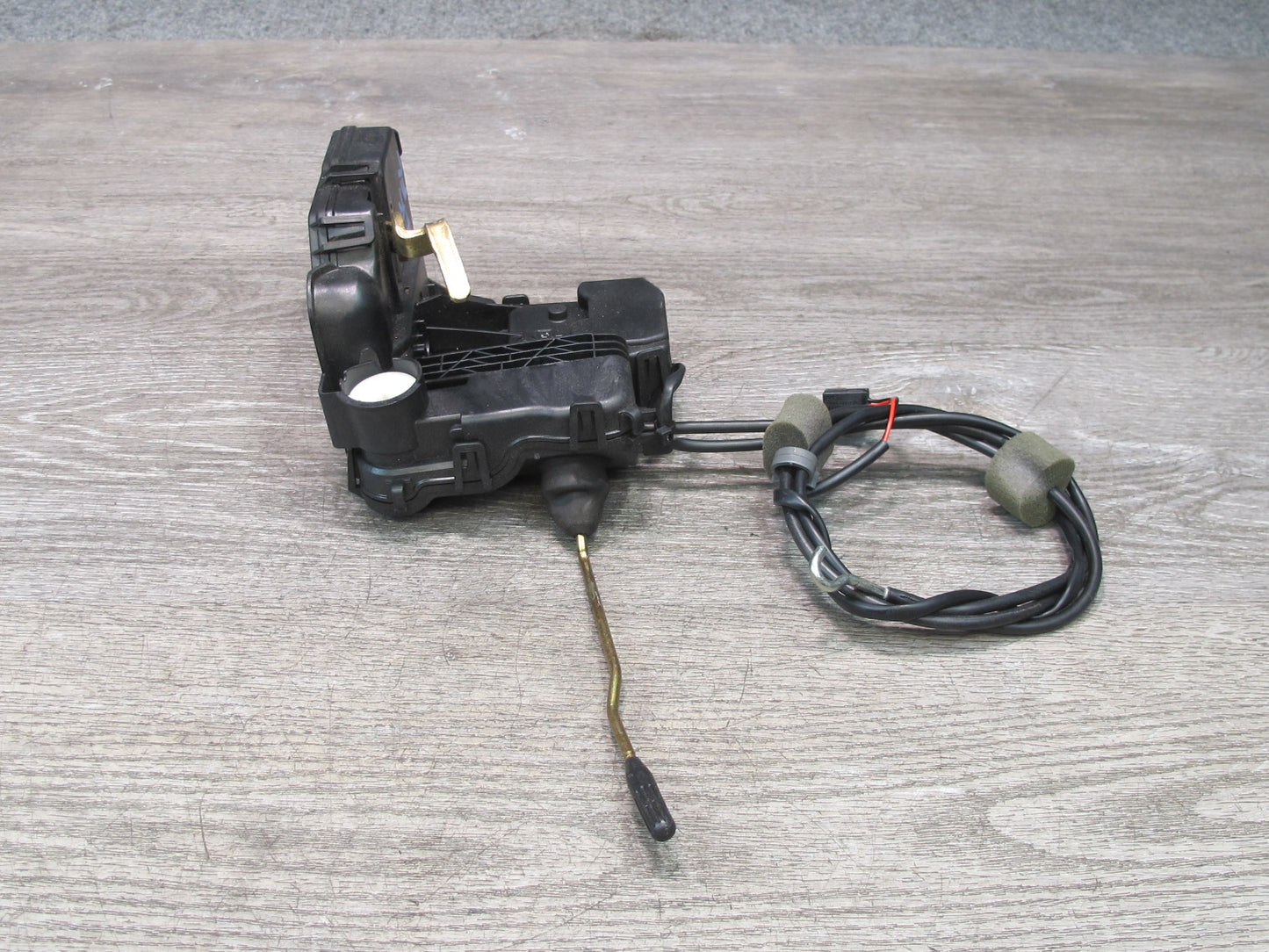 05-11 Mercedes R171 Slk-class Left Door Lock Latch Actuator OEM