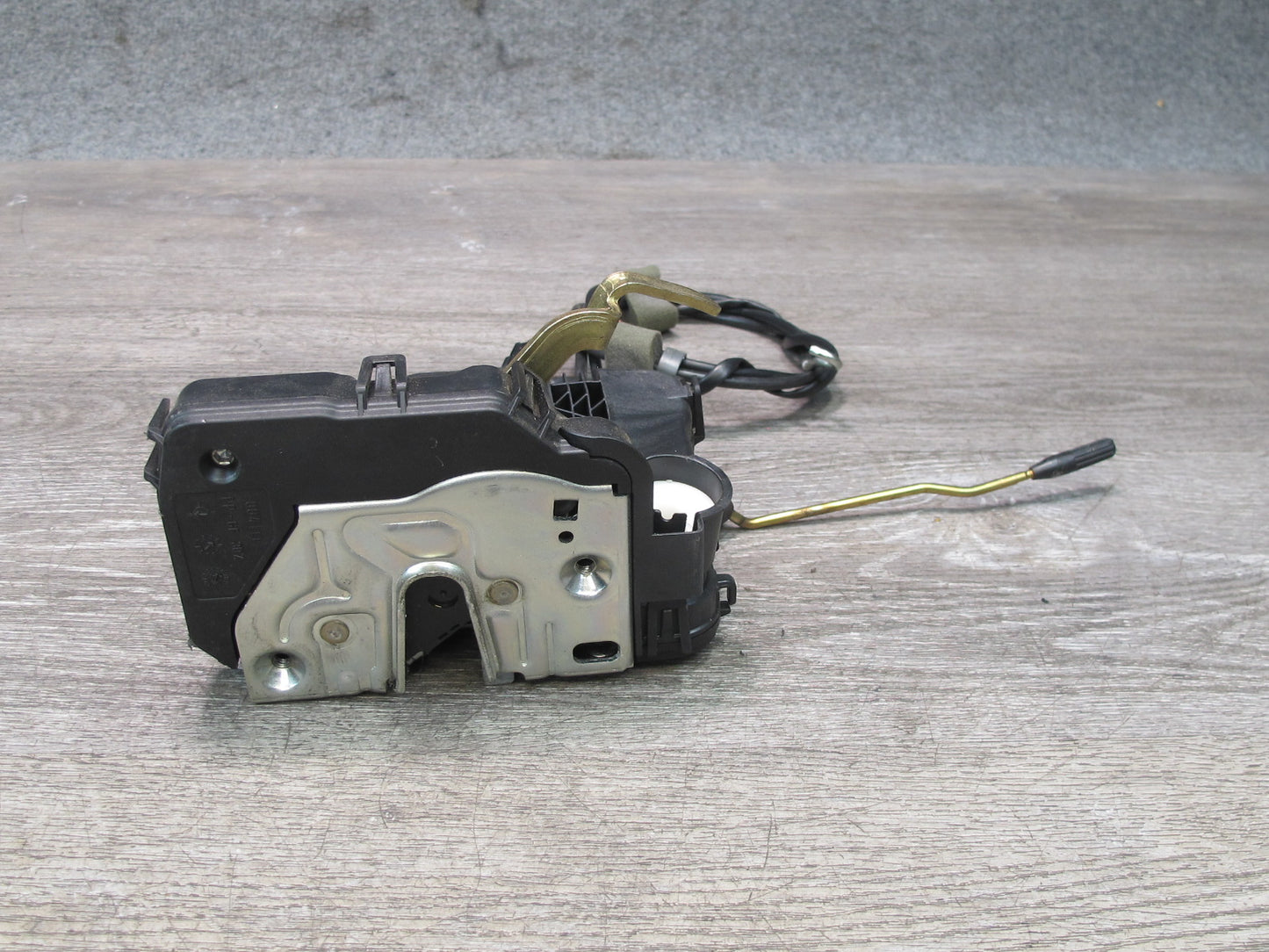 05-11 Mercedes R171 Slk-class Left Door Lock Latch Actuator OEM