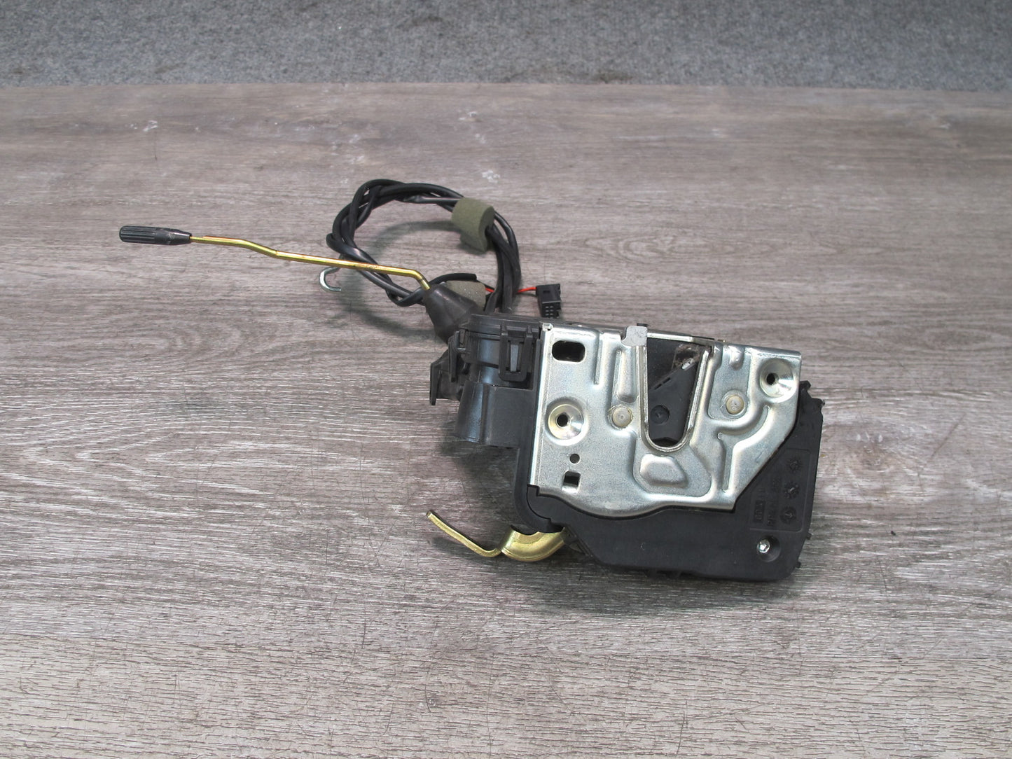 05-11 Mercedes R171 Slk-class Left Door Lock Latch Actuator OEM