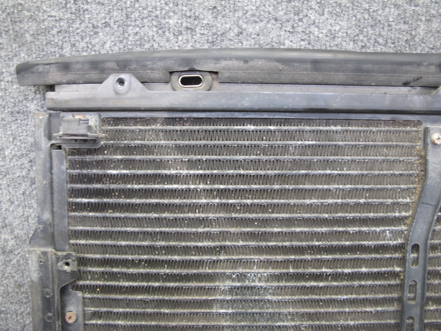 96-99 Mercedes W140 C140 Cl-class A/C Air Condition Condenser 1408300570 OEM