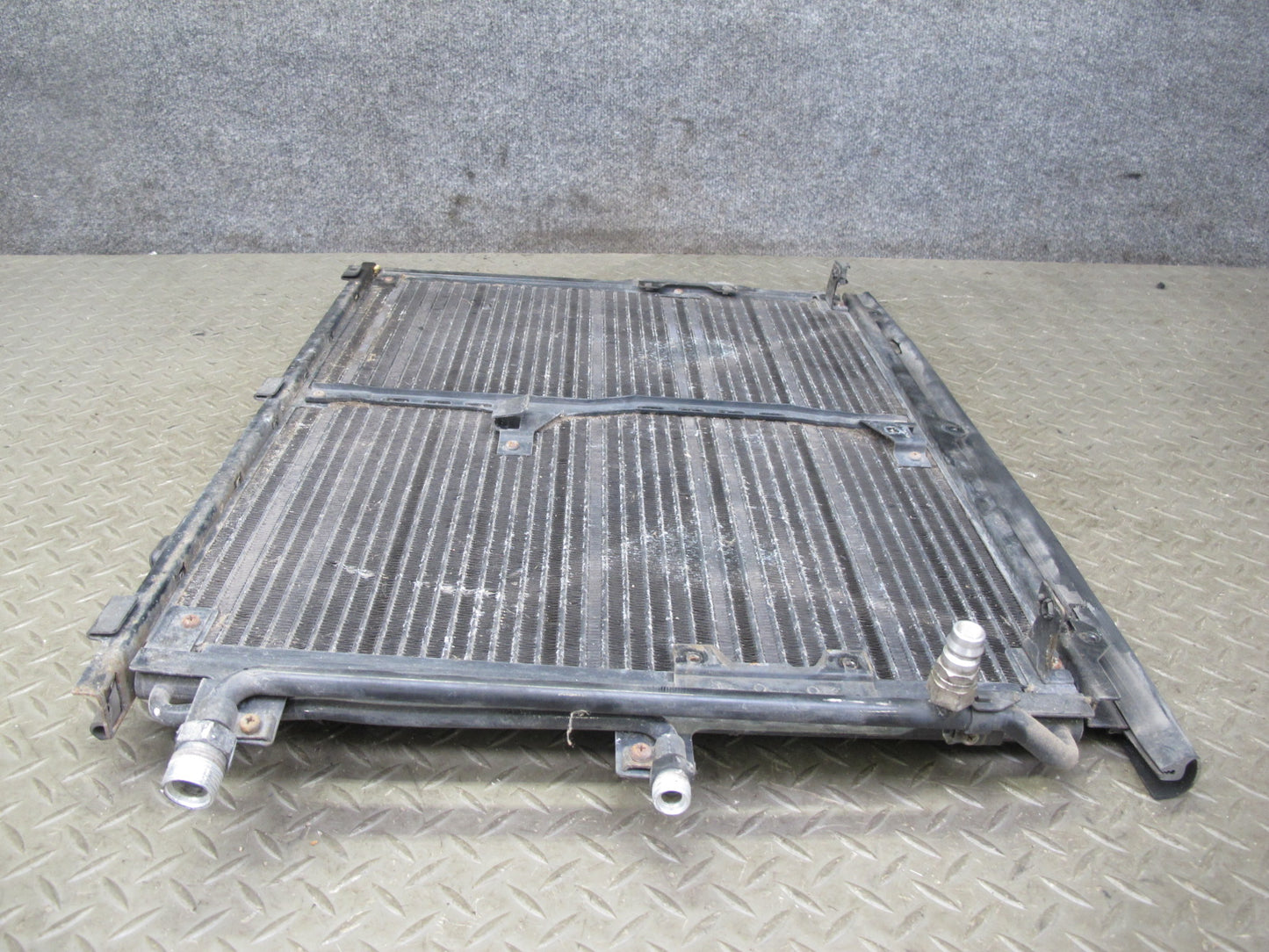 96-99 Mercedes W140 C140 Cl-class A/C Air Condition Condenser 1408300570 OEM