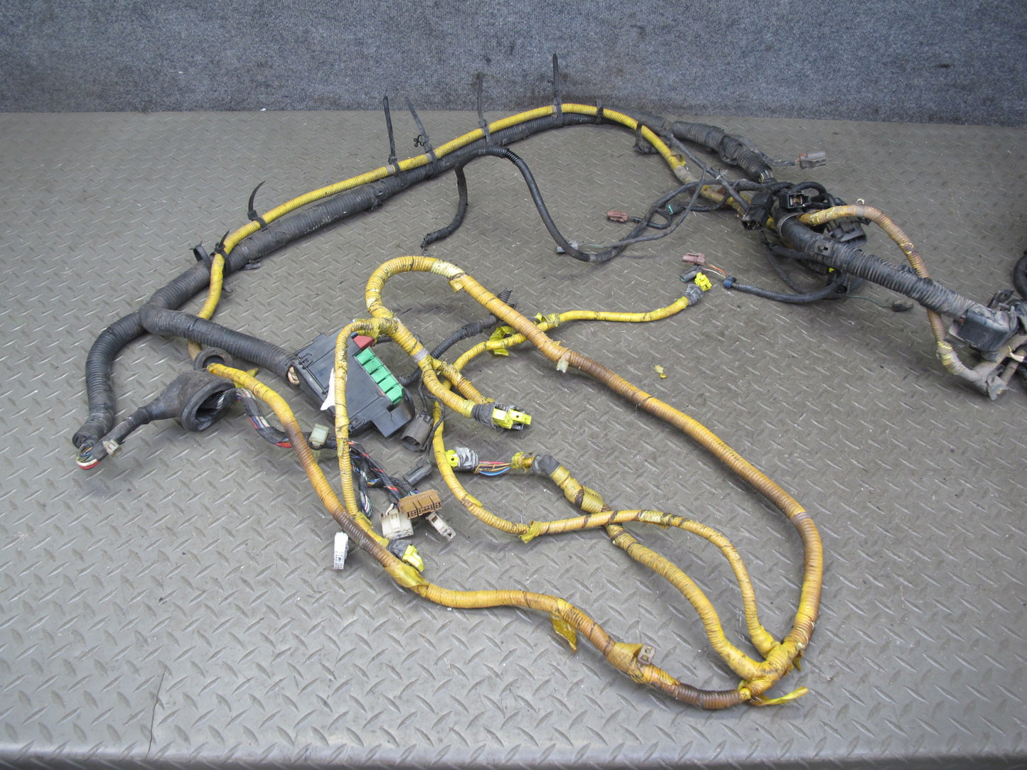 1991 Nissan Z32 300ZX VG30DTT Turbo M/T Engine Bay Wire Wiring Harness OEM