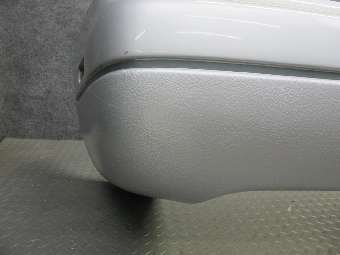 90-96 Nissan Z32 300ZX 2+0 Rear Bumper Cover Silver Metallic OEM