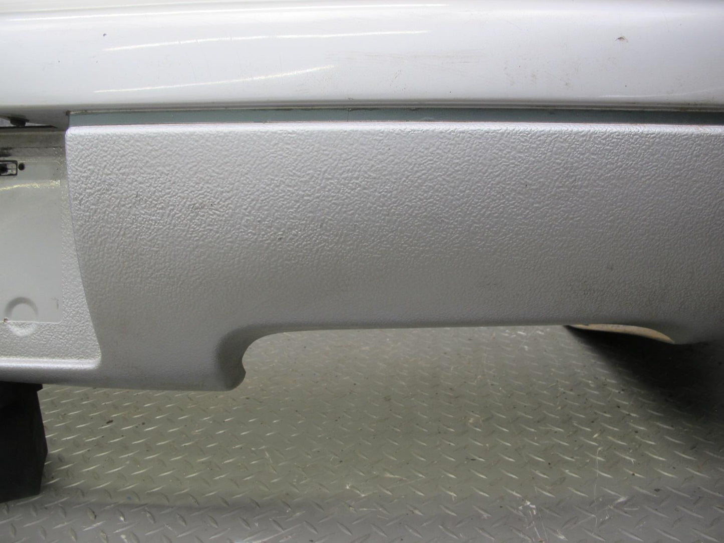 90-96 Nissan Z32 300ZX 2+0 Rear Bumper Cover Silver Metallic OEM