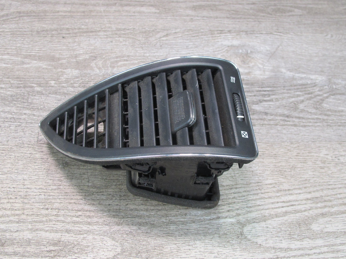 2011-2017 Infiniti QX56 QX80 Front Left & Right Side A/C Air Vent Grille Set